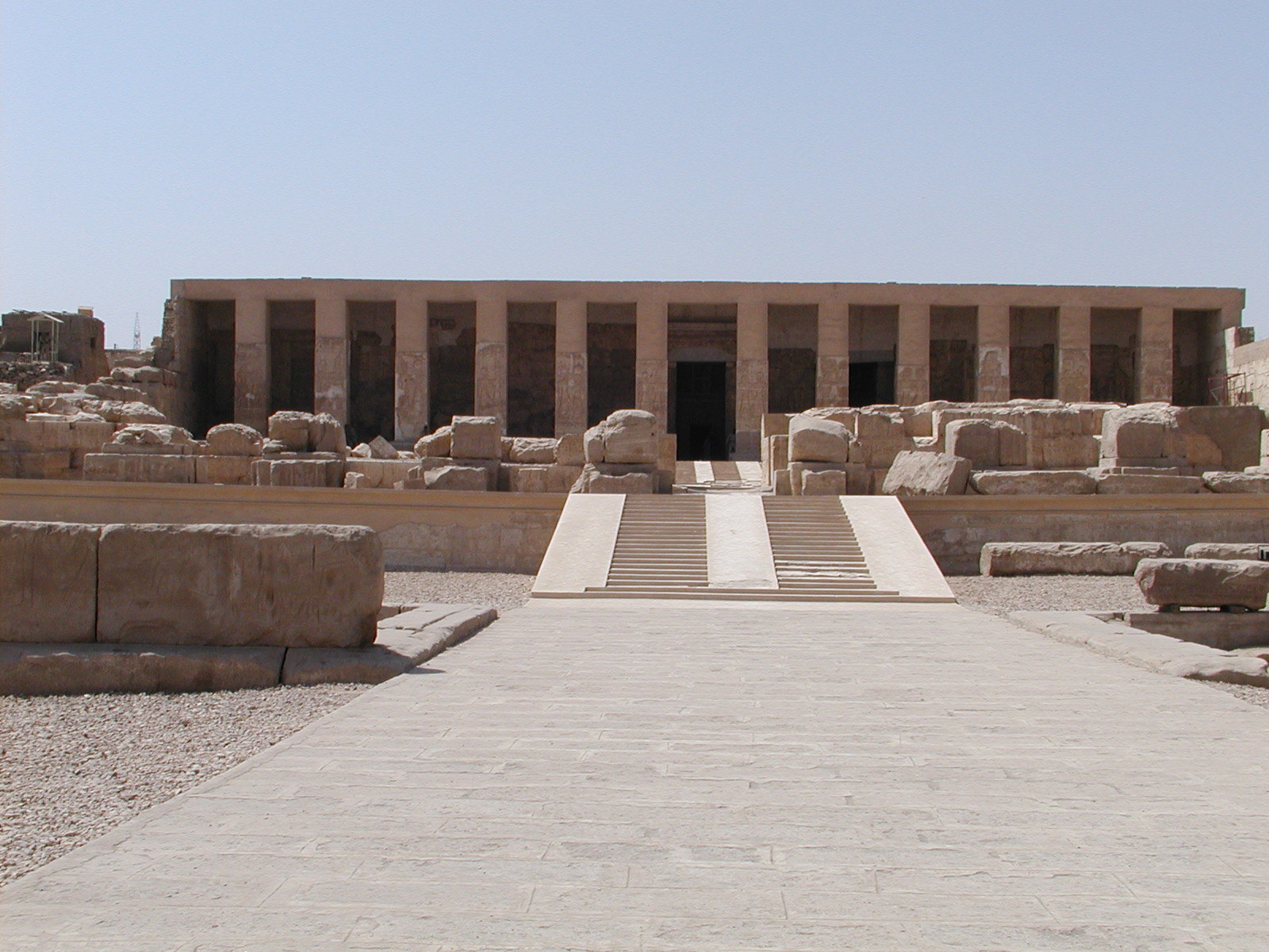 Templo del monarca Seti I en Abydos.
