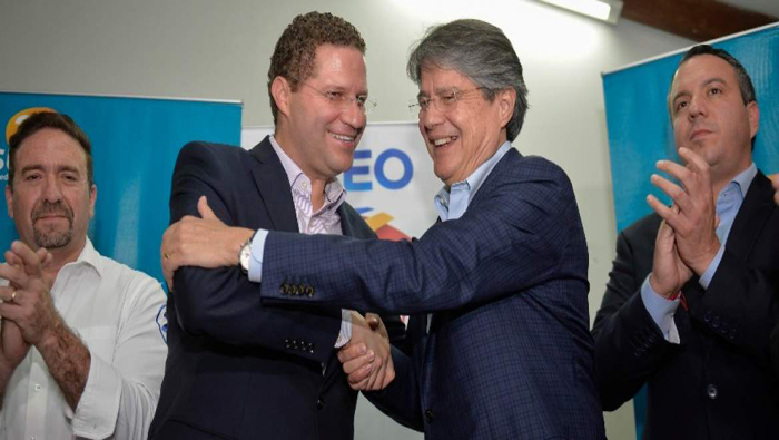 La alianza Creo-SUMA, liderada por Guillermo Lasso (cen. derecha), afronta una difícil campaña electoral, vinculada a supuestos enlaces con el caso Odebrecht por parte de Mauricio Rodas (cen. izquierda).