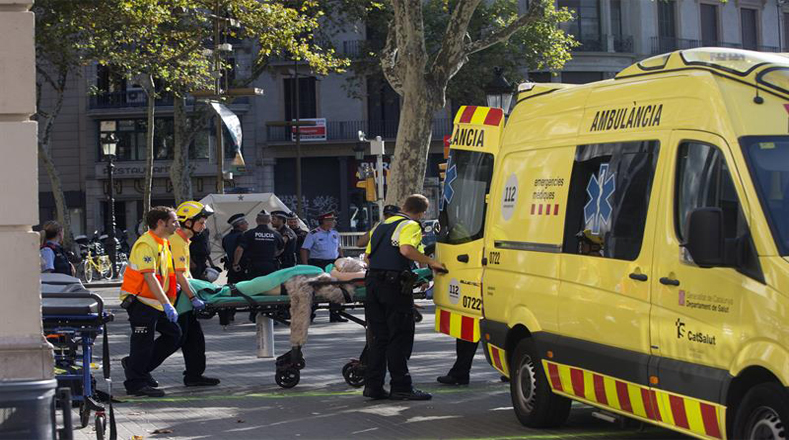 Organismos españoles han confirmado 14 fallecidos y centenares de personas heridas, muchas de ellas se encuentran hospitalizadas.