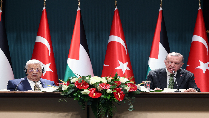 Las delegaciones palestina y turca realizaron un consejo ampliado tras la reunión de alto nivel.