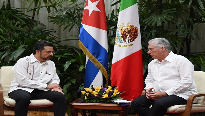 Durante el encuentro, Díaz-Canel y Robledo abordaron la cooperación bilateral en materia de salud y las posibilidades de ampliarla.